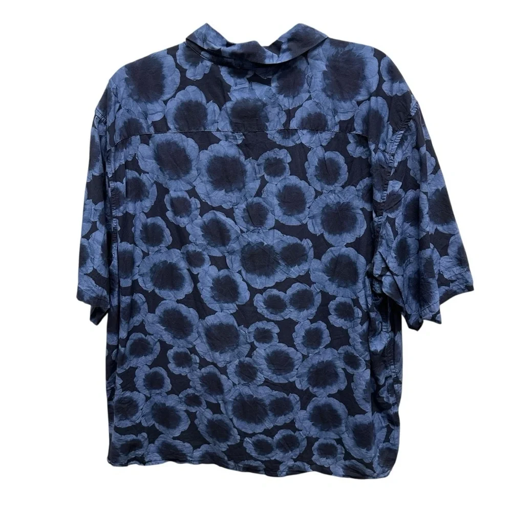 Banana Republic men’s organic cotton button up shirt blue floral XL relaxed fit